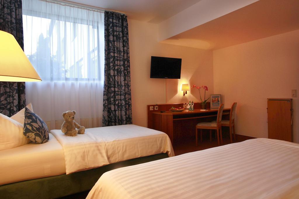 Hotel Kleefelder Hof 3*